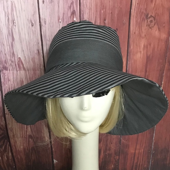 Bella Starr Accessories - Grey Striped Wide Brim Sun Hat